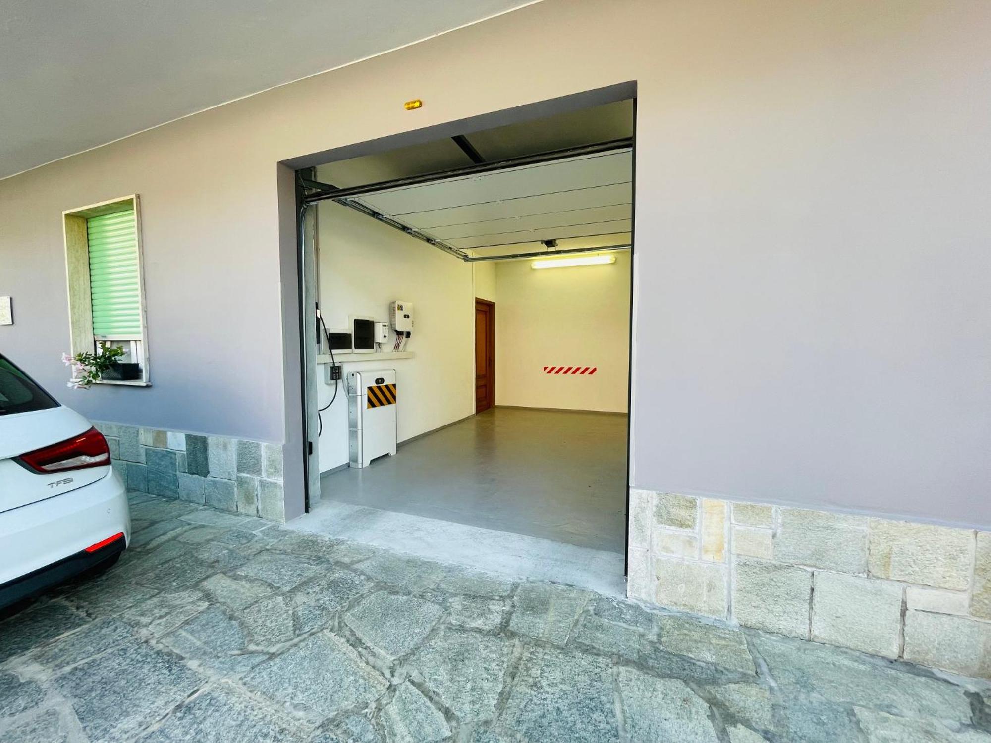 アルバ Casa Piero, Relax E Piscina Privata Tra Le Colline Delle Langheヴィラ エクステリア 写真