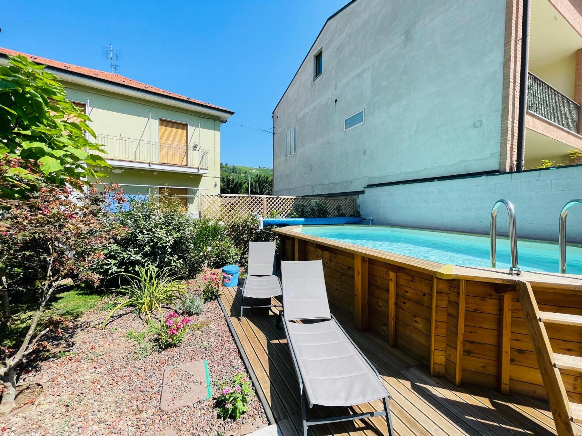 アルバ Casa Piero, Relax E Piscina Privata Tra Le Colline Delle Langheヴィラ エクステリア 写真