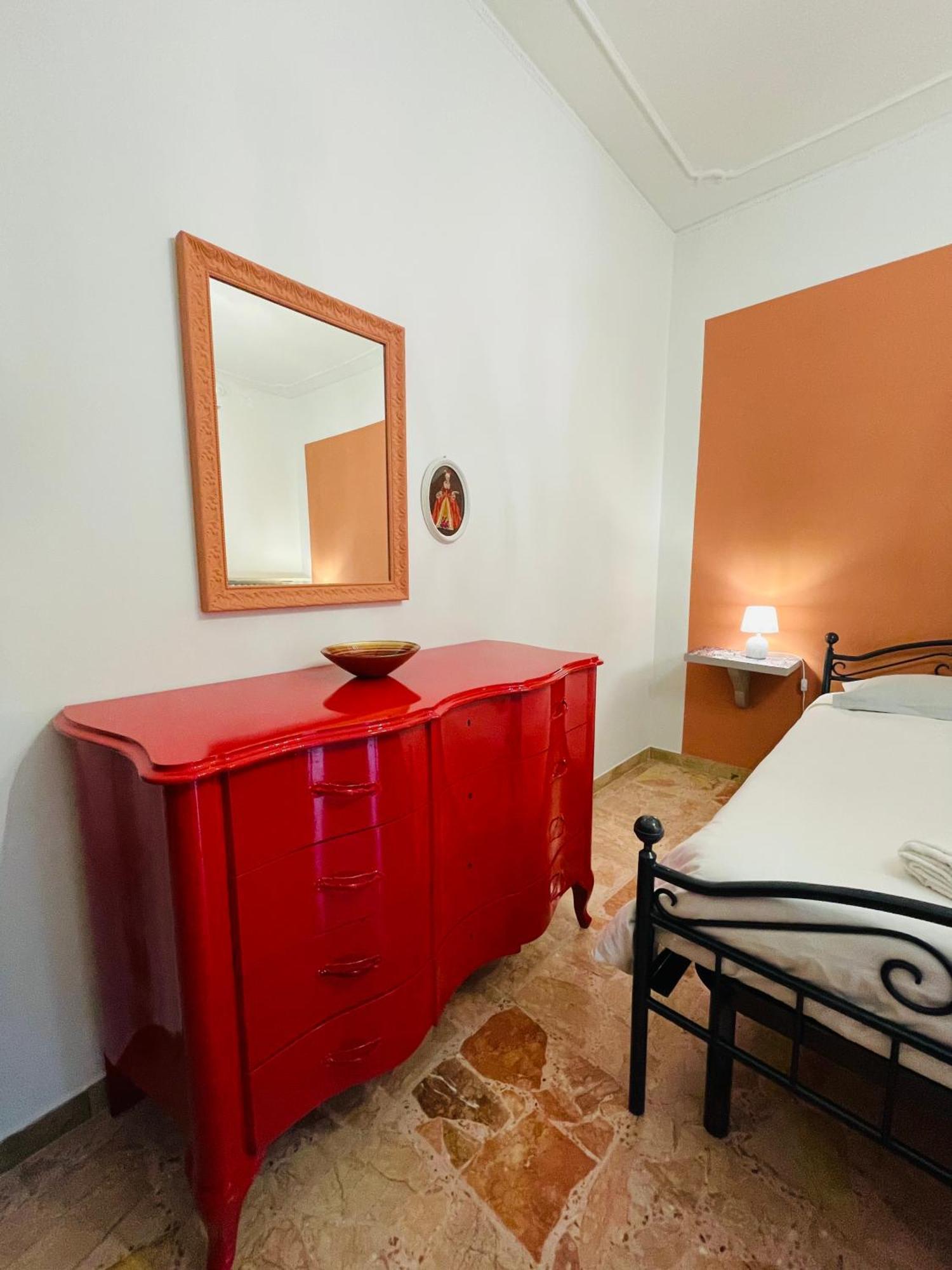 アルバ Casa Piero, Relax E Piscina Privata Tra Le Colline Delle Langheヴィラ エクステリア 写真