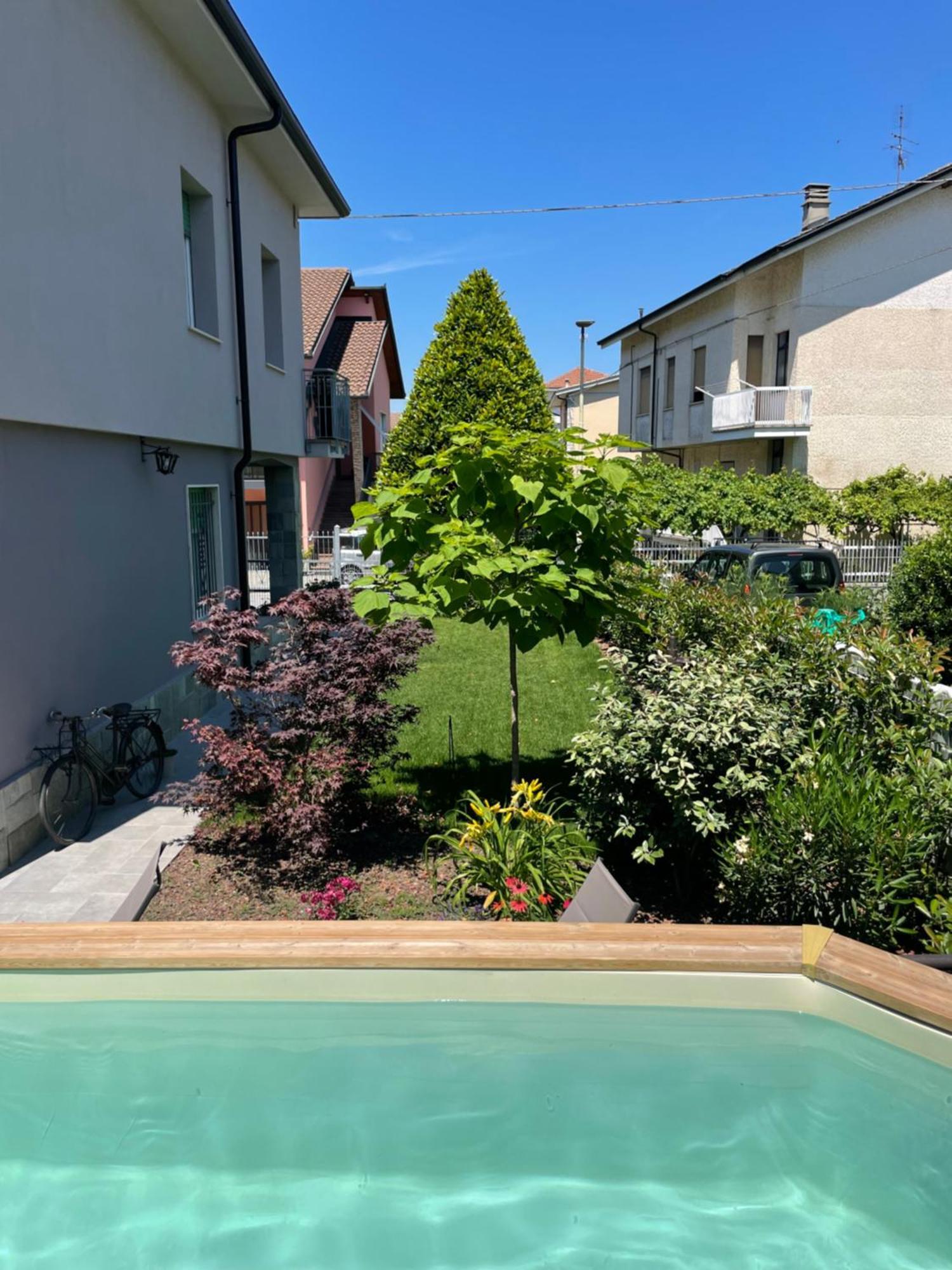 アルバ Casa Piero, Relax E Piscina Privata Tra Le Colline Delle Langheヴィラ エクステリア 写真