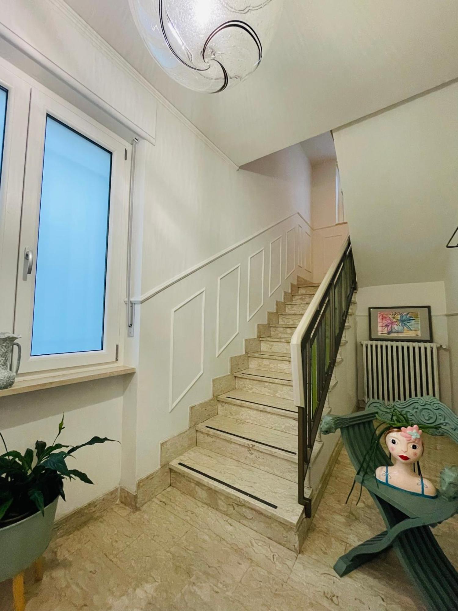 アルバ Casa Piero, Relax E Piscina Privata Tra Le Colline Delle Langheヴィラ エクステリア 写真