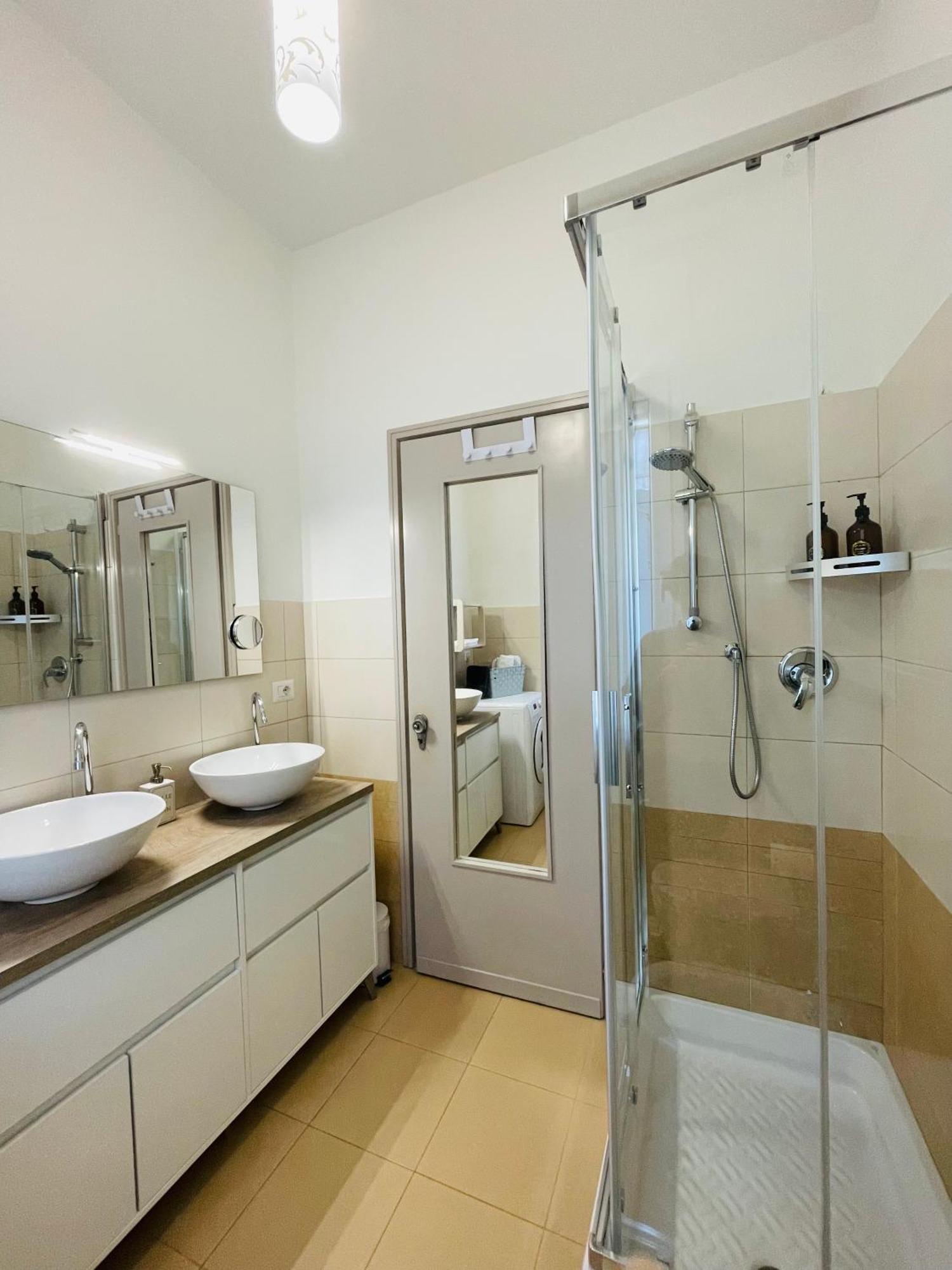アルバ Casa Piero, Relax E Piscina Privata Tra Le Colline Delle Langheヴィラ エクステリア 写真